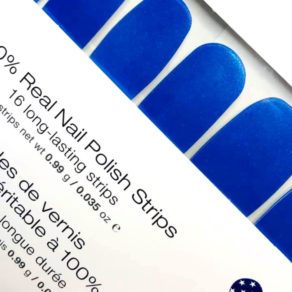 Color Street Nails
Bundle and save on shipping per set!